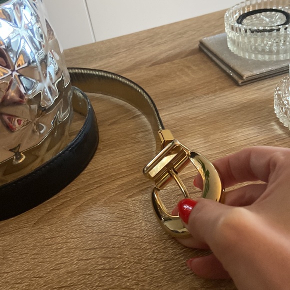 Vintage Black & Gold Reversible Belt - Picture 3 of 4